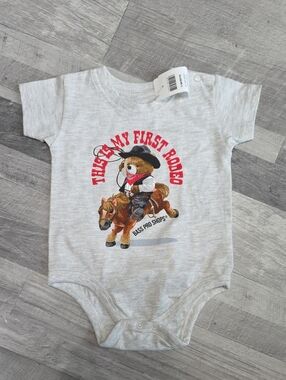 NWT, Bass Pro Shops • Light Grey 'My First Rodeo' Baby Onesie, 9 Months